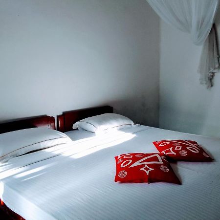 Ceylonia Guest Hotell Weligama Eksteriør bilde