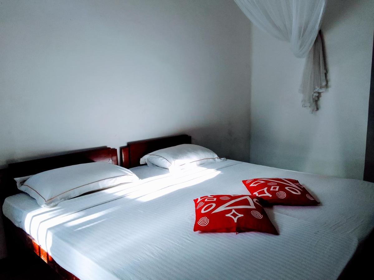 Ceylonia Guest Hotell Weligama Eksteriør bilde