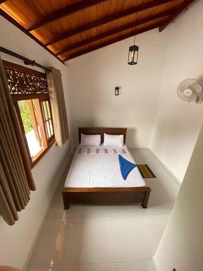 Ceylonia Guest Hotell Weligama Eksteriør bilde